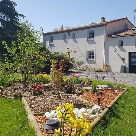 La Grange D'Helene Bed and Breakfast Cholet Eksteriør billede
